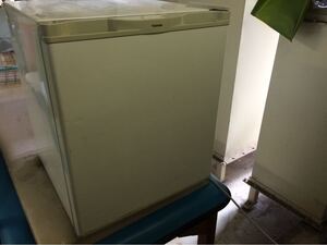 東芝 ホテル用冷蔵庫 GR-HB40A2 小型 コンパクト 1ドア 旅館 ビジネスホテル