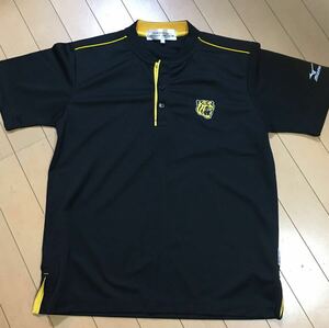 ☆服野球「阪神タイガース 応援半袖Tシャツ オフィシャル ファンクラブ配布」MIZUNO ミズノ製 ジャージ生地 甲子園試合観戦に