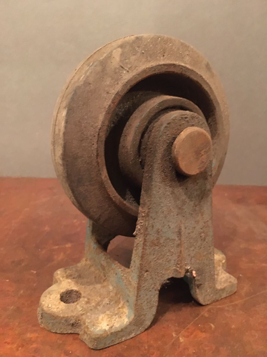 ヤフオク! -鉄車輪(住まい、インテリア)の中古品・新品・未使用品一覧