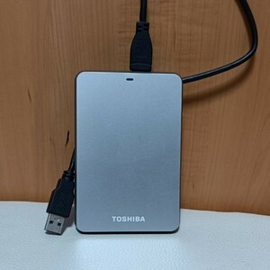 ジャンク TOSHIBA ポータブルハードディスク 750GB