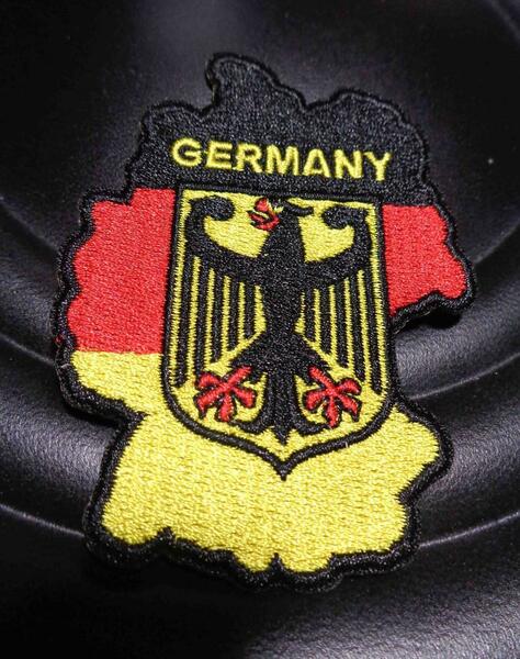 領土GM■　ドイツ　GERMANY　　ジャーマニー　黒鳥マッスル　刺繍　ワッペン　新品　■ミリタリー　サッカー　フットボール　スポーツ