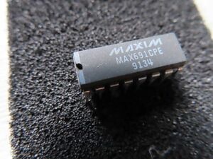未使用品 マイクロプロセッサ監視回路 MAX691CPE