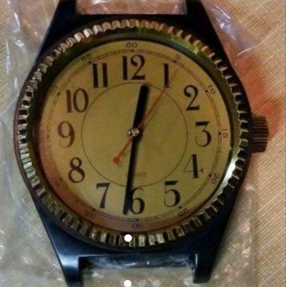 お値下げレアな掛け時計です、お店のディスプレーにもいかがでしょうか？