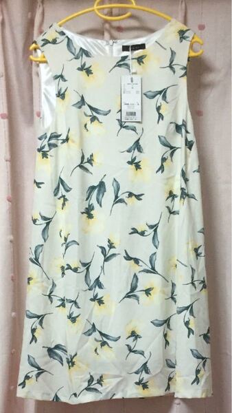 【新品未使用タグ付き】clear 花柄ワンピース