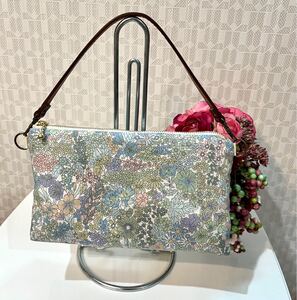 ハンドメイド リバティ生地使用ミニポーチバックマーガレットアニー ブルー系