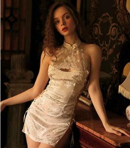 セクシーコスプレ　チャイナドレス　とってもSexy 白チャイナ　美しい衣装