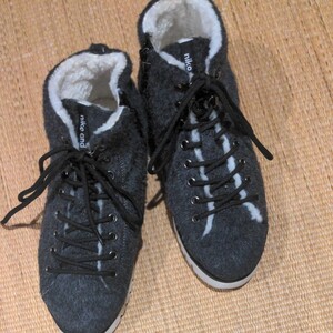 ニコアンド未使用ボアスニーカー未使用品