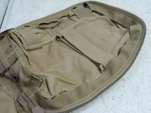 V68 訳あり特価！希少！人気！◆FIRST AID KIT POUCH コヨーテブラウン◆米軍◆サバゲー！_画像3