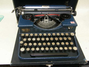  typewriter ROYAL PORTABLE blue navy blue color ④