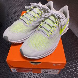 【送料込】NIKE ナイキ ズームペガサス 37 (25.5cm)