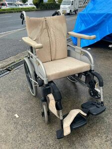 5I7451 パラマウントベッド　介助式車椅子　車いす　KK361-W 16インチ