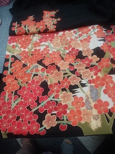 Art hand Auction Mangas teñidas de Yuzen pintadas a mano★Hecho a mano★Original★Ciruela★Pan de oro★Servicio de envío, moda, kimono de mujer, kimono, tomesode