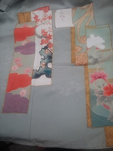 Handbemalter, Yuzen-gefärbter formeller Kimono★Yamamayu-Krêpe★Hellgrau★Tanzaku★Blattgold★Pflaume, Chrysantheme, Kirschblüte, Bambus, Hikita★Kostenloser Versand, Damen-Kimono, Kimono, Besuchskleidung, Fertig