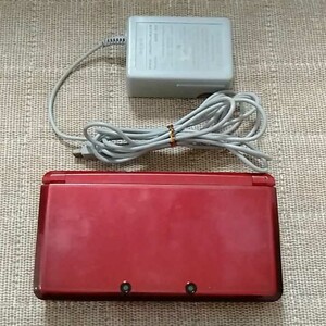 Nintendo 3DS 本体フレアレッドと充電器とSDカード