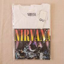 魅惑のバンドT特集! 新品未開封『GU(ジーユー) × NIRVANA(ニルヴァーナ)』グラフィックTシャツ(半袖) ホワイト M／カートコバーン ロックT_画像1