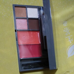 メイクパレット xgirl 口紅 アイシャドウ グロス メイク用品 鏡 パレット コスメ 化粧品 新品 メイクパレット