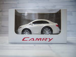ミニカー　トヨタ　8代目カムリ　CAMRY　ホワイトパール　カラーサンプル　プルバックカー　非売品