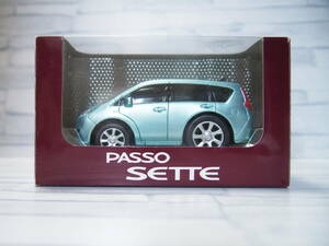 ミニカー　トヨタ　パッソセッテ　PASSO SETTE　プルバックカー　アクアマイカメタリック　非売品　カラーサンプル