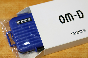 オリンパス OLYMPUS ロゴ入り microSD/SDカード メディアケース 新品 未使用 R00009