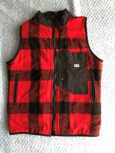 *lee Lee the best red black check the best collar fleece condition excellent outdoor camp . recommendation 