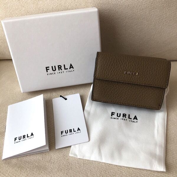 FURLA フルラ バビロン 定価22,000円 三つ折り財布 トライフォールド ウォレット