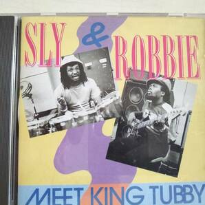 輸入盤レゲエCD　SLY and ROBBIE　Meet KING TUBBY　　レアREGGAE　DUB　CD