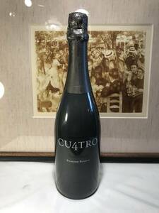 Домашний питье Kuro Montblanc Project Quattro Cava Premium Reselva 2015 Cava's Simplicy и Parametary Like Champagne.