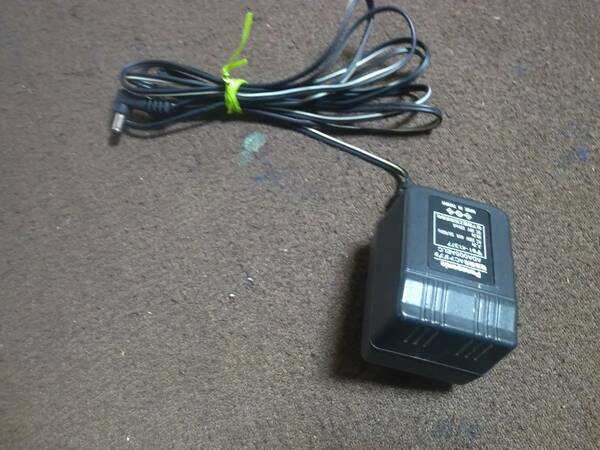 ●Panasonic (パナソニック) AC ADAPTER ADA005AELC