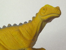 再値下 昔の恐竜フィギュア 1998 ケラトサウルス ceratosaurus おもちゃ 人形 ディスプレイ 置物_画像4