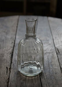 古い型吹きガラスの酒瓶 ボトル / 19世紀・スウェーデン / 硝子 アンティーク 古道具