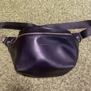 moussy ボディバック