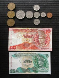 マレーシアリンギッド 15リンギッド (紙幣2枚)、4リンギッド + 6セン (硬貨10枚) 送料140円 (^^♪
