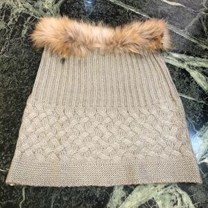 [ new goods ]Rouge vif* rouge vif knitted snood poncho raccoon fur gray Abahouse asian racoon 