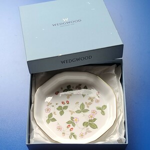 WEDGWOOD ウェッジウッドワイルドストロベリー オクタゴナルプレート 皿