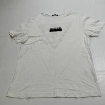 GUESS ゲス ロゴプリントTシャツ　ホワイト　L 半袖Tシャツ カットソー　白Tシャツ_画像2