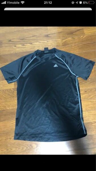 adidas 半袖Tシャツ　サッカー