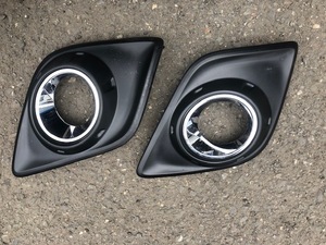 新車外し TOYOTA HILUX Zハイラックス純正フロントバンパーフォグランプカバー黒 52127 52128-0K170 GENUINE FRONT BUMPER FOG LAMPS COVER