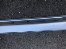 MERCEDES BENZ S W220 SIDE SKIRT ROCKER PANEL A2206900440 9744色ブリリアントシルバー メルセデスベンツ純正サイドスカートロッカパネル_画像3