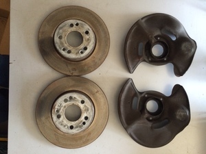 MERCEDES BENZ W124 24V 300Eメルセデスベンツ純正フロントローターブレーキディスクバックプレート GENUINE FRONT BRAKE ROTOR DISC PLATE