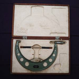 Mitotoyo Micrometer 250-275 Код №103-147A OM-275 Древний инструмент Mitsutoyo Сделано в Японии [2858]