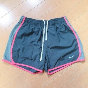 Lサイズ NIKE ナイキ ウィレディース テックショートパンツ