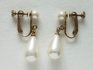 パ－ルイヤリング G0819-06 送料無料 豪華な真珠のイヤリングです。フリマ－商品の商品画像