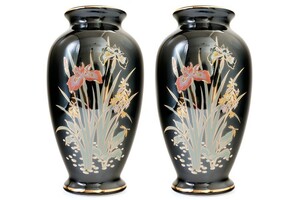 国産 花瓶 ■ さつま型 菖蒲 9寸 ■ あやめ ■ 陶器 ■ 2本組セット ■ 高さ27cm ■ 贈答 ■ 仏壇 お盆 お彼岸 お墓参り 供養