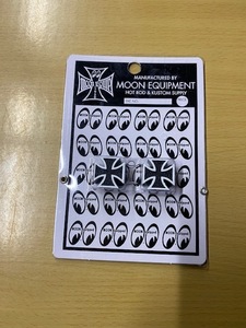 送料120円　Iron Cross Black エア バルブ キャップ [AA111IC]　MOONEYES　ムーンアイズ