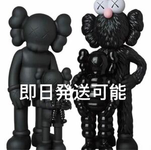 KAWS FAMILY BLACK ファミリーKAWS TOKYO FIRST 