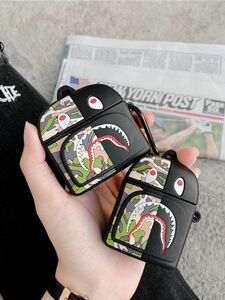 BAPE リュック シャーク　カモフラ　迷彩 Airpods 　カバー