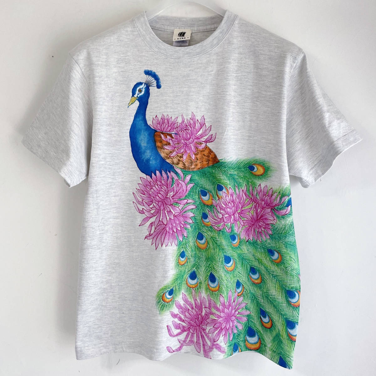 Men's T-shirt, medium size, peacock print T-shirt, handmade, hand-drawn T-shirt, half pattern, Medium size, Crew neck, Patterned