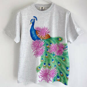 Art hand Auction Men's T-shirt, XL size, Peacock print T-shirt, Handmade, Hand-drawn T-shirt, Half pattern, XL size and above, Crew neck, Patterned