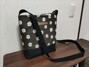 ハンドメイド ショルダーバック
