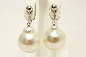  south . White Butterfly pearl pearl screw type bla earrings 14mm white color K14WG made 